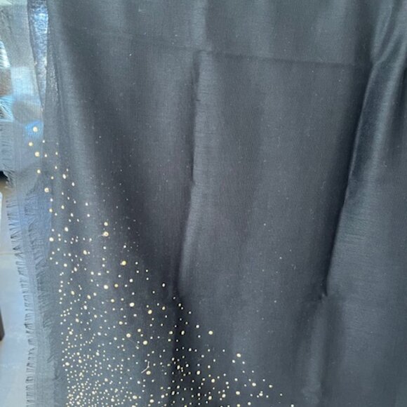 Black light scarf with golden studs. - Picture 3 of 3